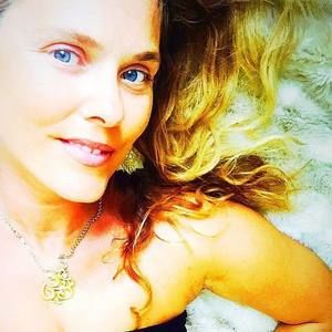 Meet your Posher, Ami